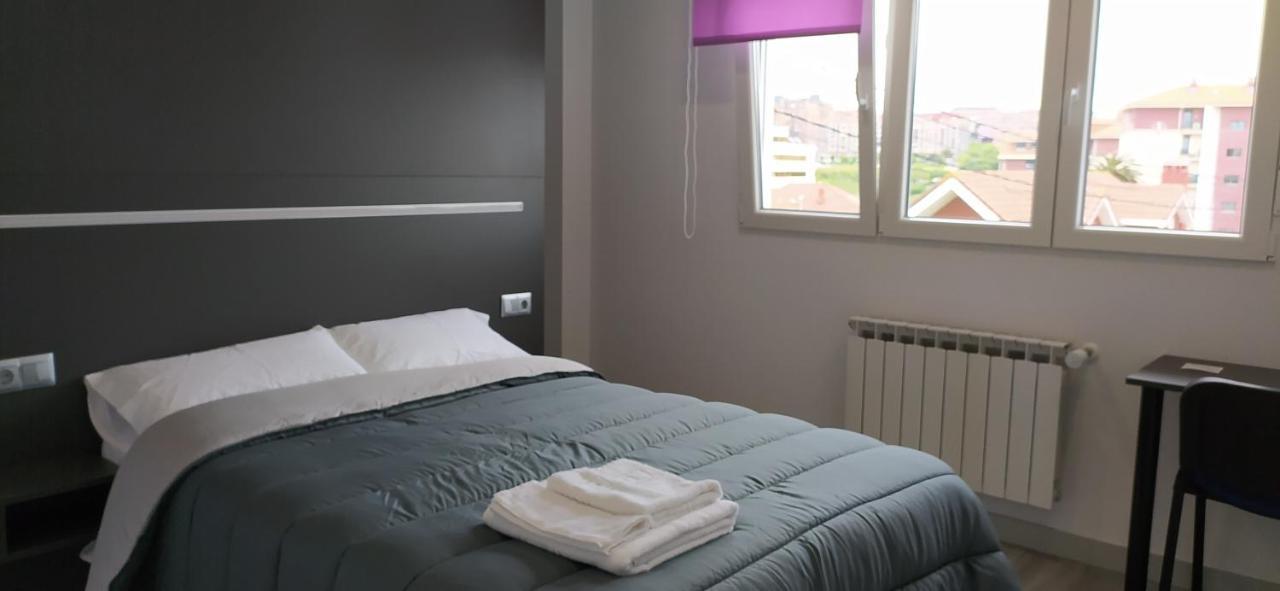 Hotel Alojamientos Aviche 6 산탄데르 외부 사진