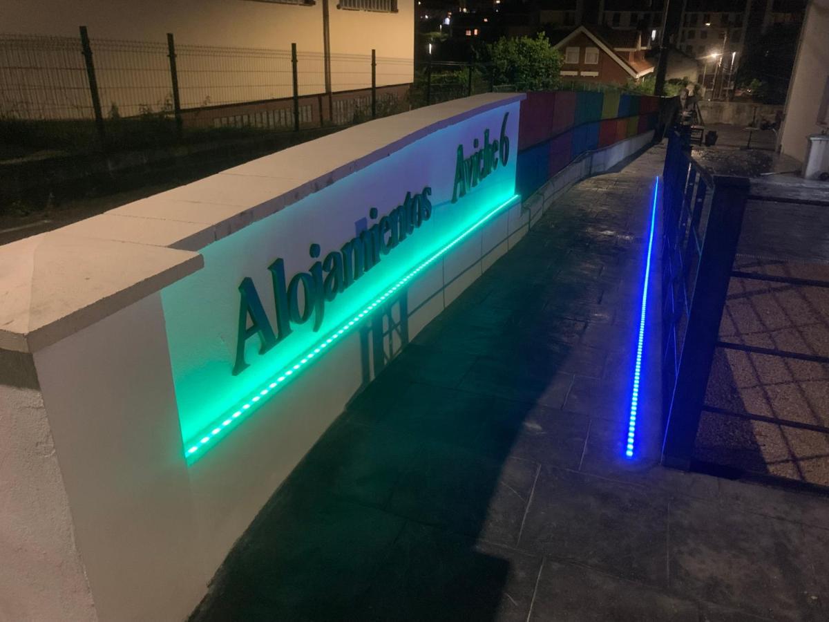 Hotel Alojamientos Aviche 6 산탄데르 외부 사진