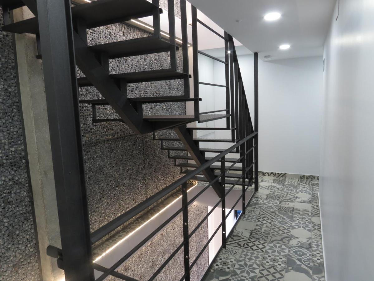Hotel Alojamientos Aviche 6 산탄데르 외부 사진
